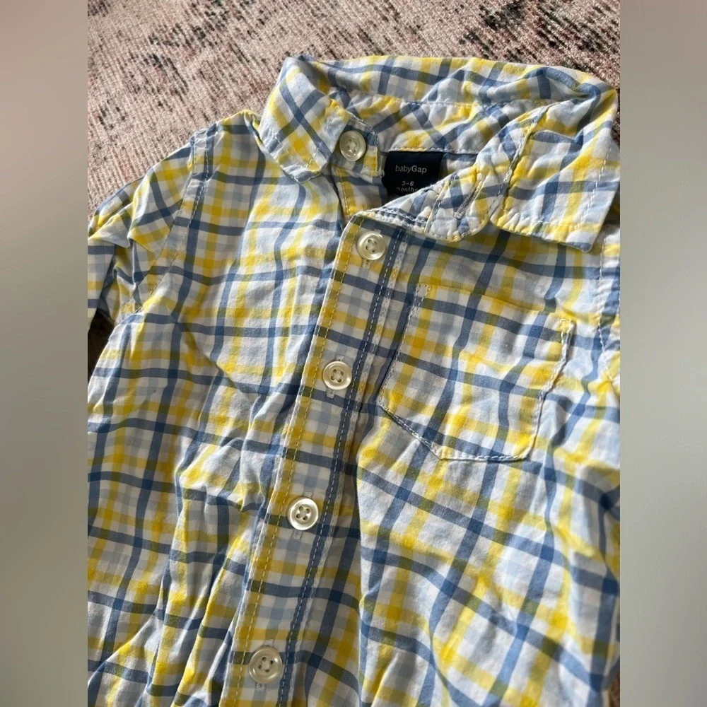 GAP Yellow and Blue Button Down Shirt